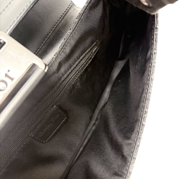 Christian Dior Vintage 2002 Trotter Street Chic Columbus Shoulder Bag [106203] - Picture 13 of 15